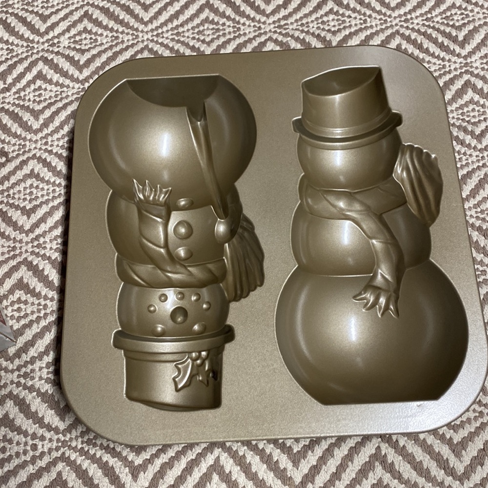 Snowman 3D cake pan Williams-Sonoma - Picture 5 of 8